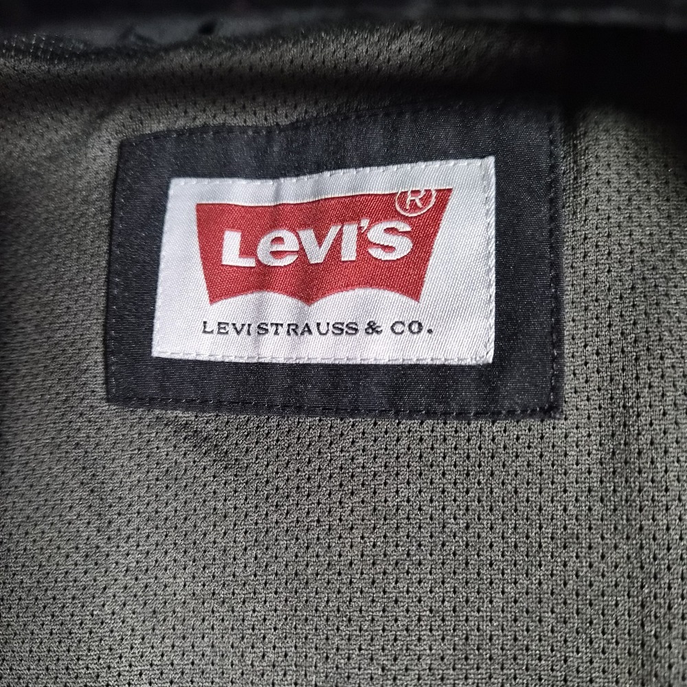 Levi's Mens Large Black Hooded Rain Jacket Lightweight Windbreaker Full Zip... - Picture 5 of 10